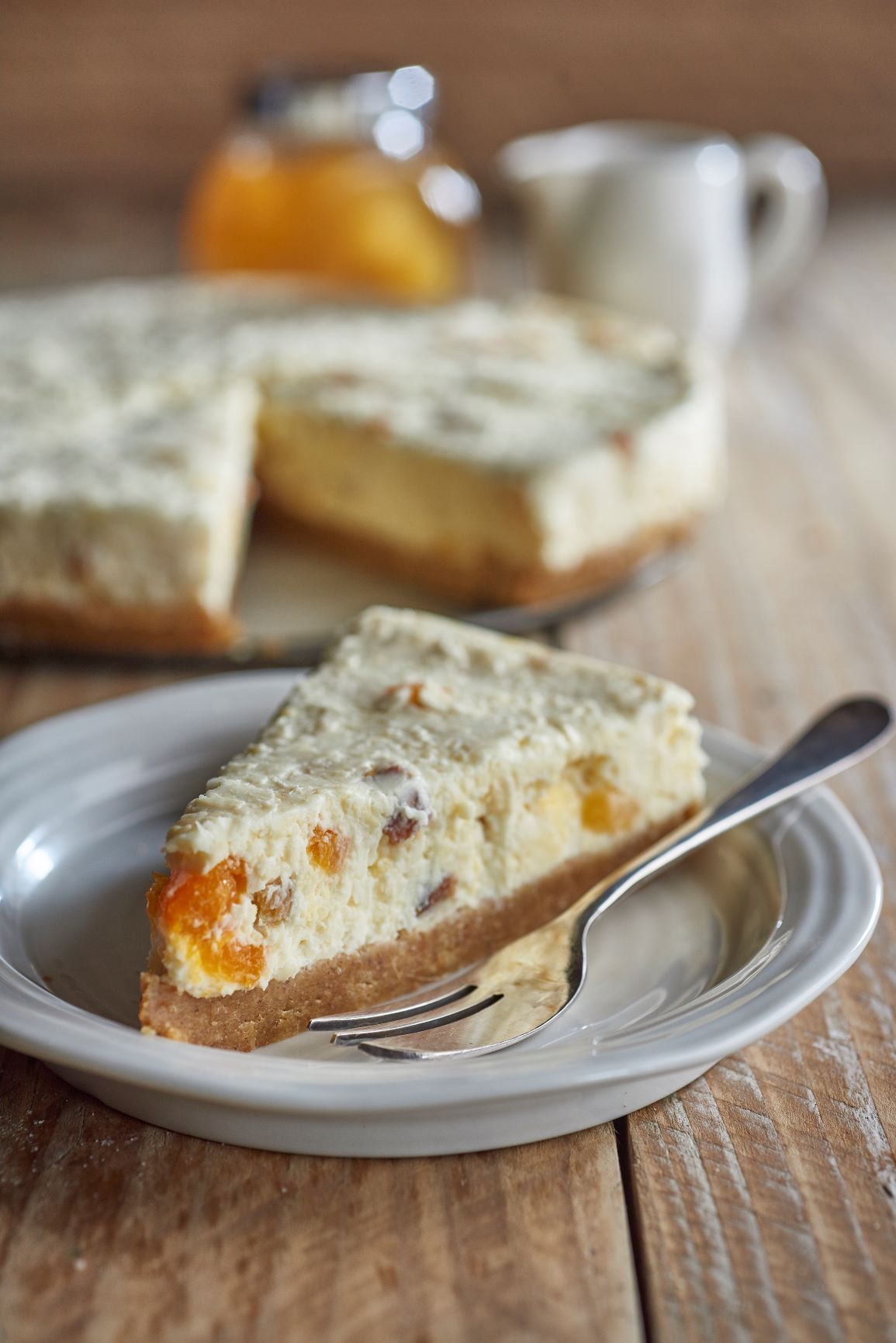 Wensleydale cheese, apricot and stem ginger cheesecake